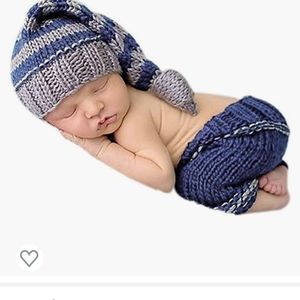 Knit baby hat and pants